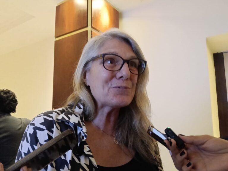 Advierte investigadora de la UNAM que aún existen áreas del sistema arrecifal de Quintana Roo en estado crítico