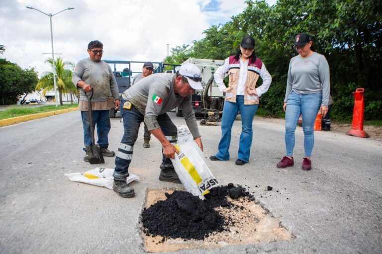 Continuamos trabajando a máxima capacidad para tener un Solidaridad sin baches: Estefanía Mercado