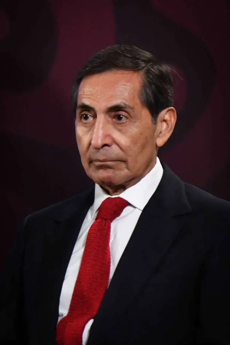 FMI condiciona apoyo a bajar déficit, deuda, inflación y PIB