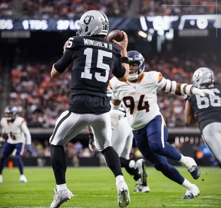 Los Broncos se imponen a los Raiders