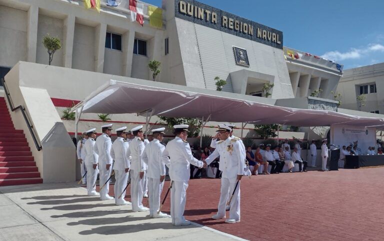 Realizan cambio de mando en la Quinta Región Naval con sede en Isla Mujeres