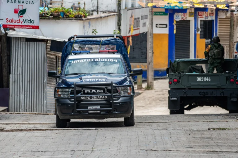 Detienen a 65 policías en Chiapas, acaban con red de extorsión