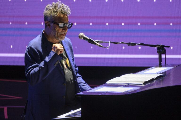 CDMX anuncia concierto gratuito del argentino Fito Páez para el 18 de enero