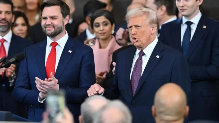 Declara Trump emergencia en la frontera y terroristas a las organizaciones criminales