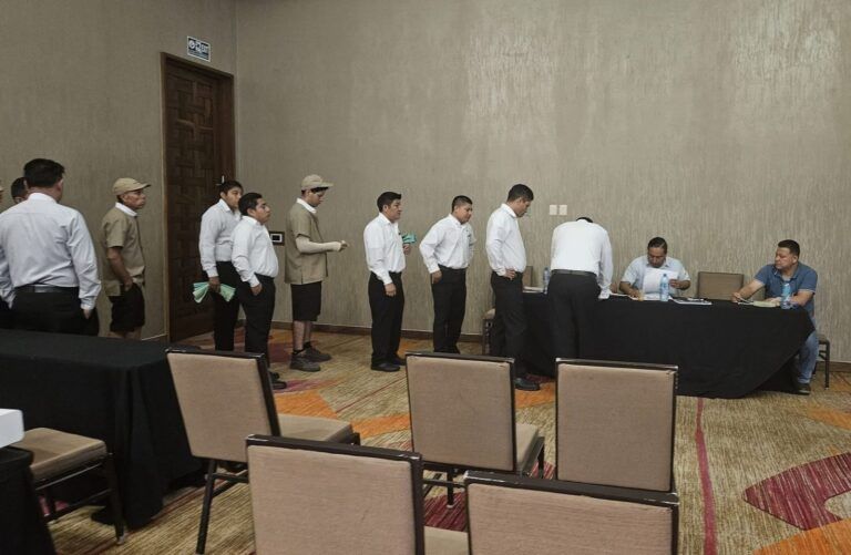 CROC Quintana Roo garantiza a trabajadores del hotel Secrets Akumal transparencia en votaciones