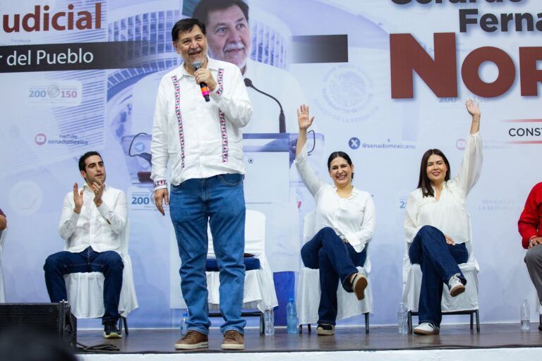 Que se oiga bien y se oiga lejos: ¡Playa del Carmen!: Gerardo Fernández Noroña