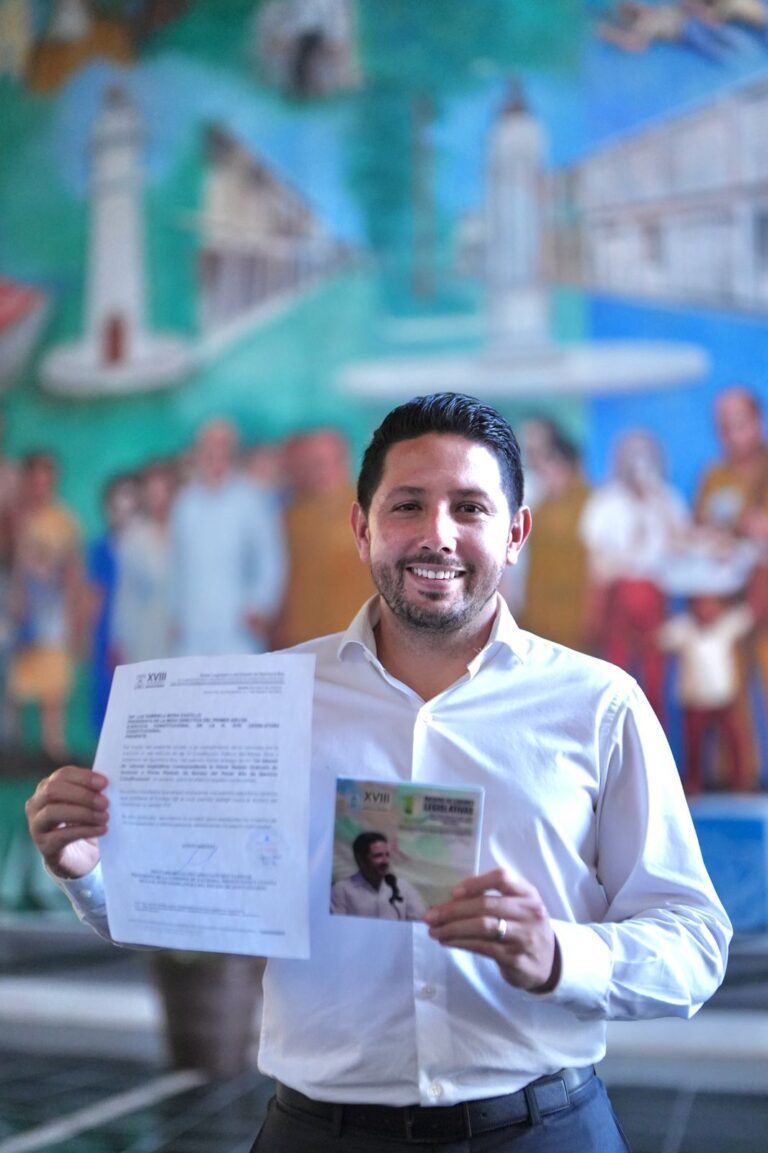 Refrenda Renán Sánchez su compromiso con la justicia social