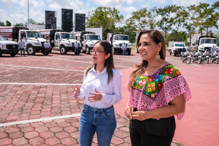 Entrega gobernadora 20 camiones para el servicio de recolección de basura en Chetumal