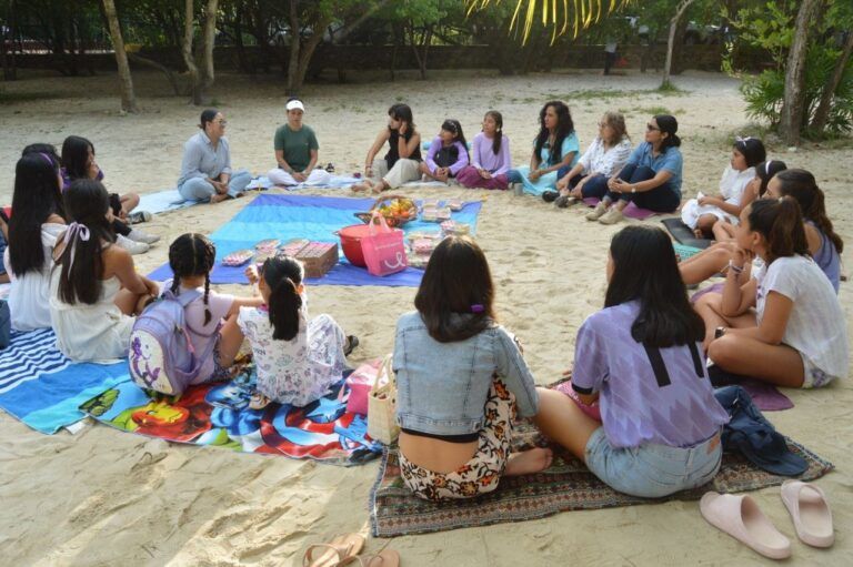 Funcionarias solidarenses comparten experiencias para inspirar a niñas y adolescentes