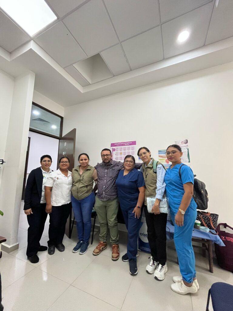 Imparten curso de capacitación a trabajadores de la salud de Solidaridad, para una planificación responsable