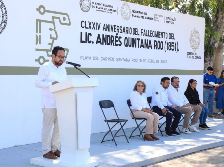 Gobierno de Playa del Carmen conmemora el 174 aniversario luctuoso de Don Andrés Quintana Roo