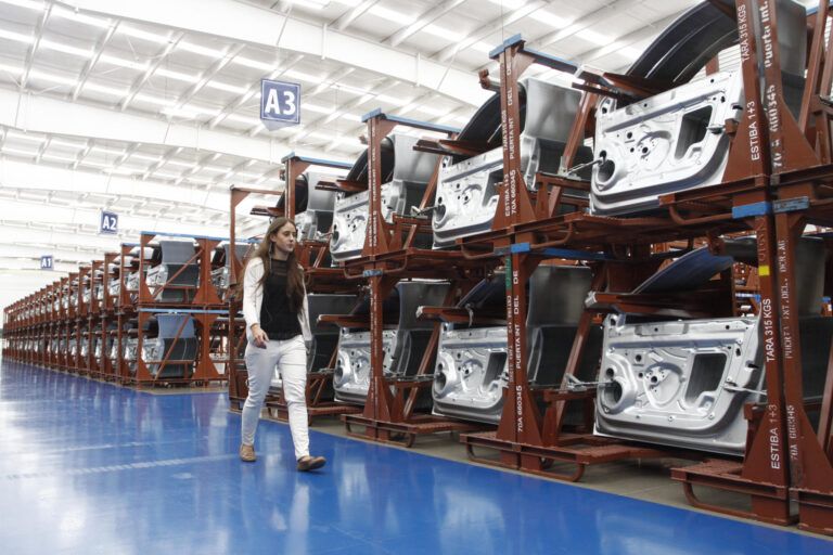 Estado de Michigan pide al Gobierno de EE.UU. una pausa a los aranceles del automóvil