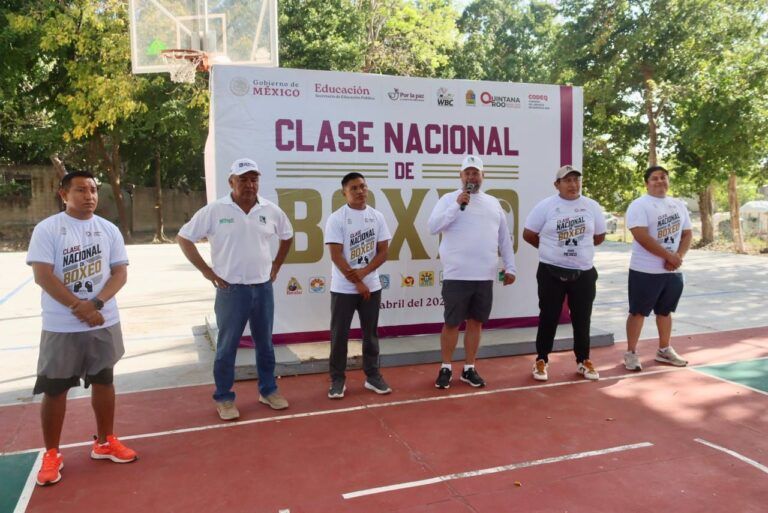 “Boxeando por la Paz”, clase nacional de boxeo 2025, se presentó en la Zetina Gasca