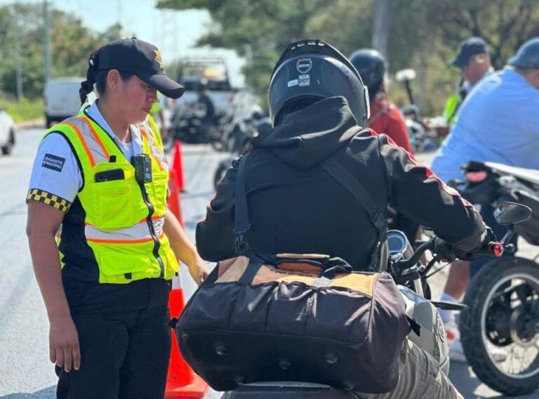 Proponen que operativos de revisión de motocicletas en Cancún sea permanente