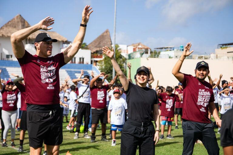 Estefanía Mercado y más de 2 mil playenses participan en Clase Nacional de Box