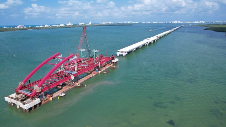 Avanza 77.8% el Puente Nichupté, pero falta plan para entrada y salida en Bulevar Kukulcán