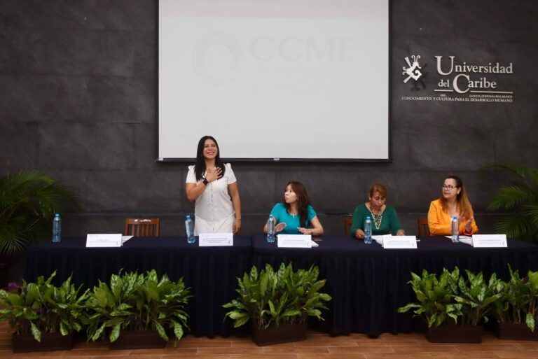 Anuncian becas para mujeres emprendedoras de Puerto Morelos