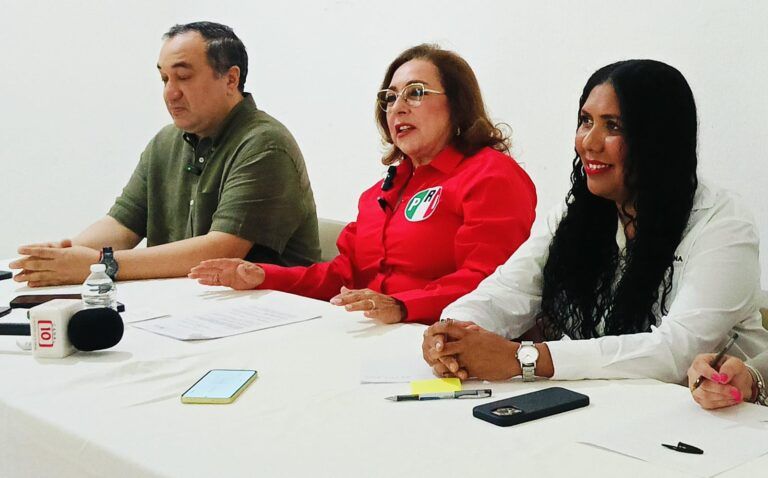Denuncian mala administración de la dirigencia anterior y analizan expulsar a Raymundo King