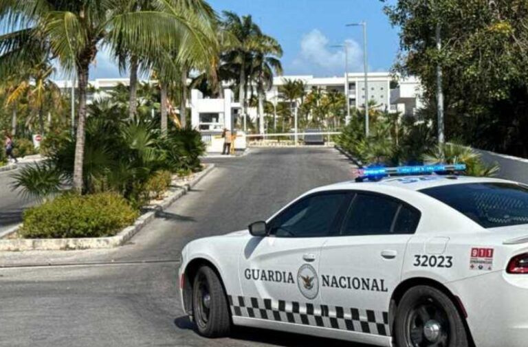 Balacera en hotel de Costa Mujeres deja un muerto, un policía herido y detenidos