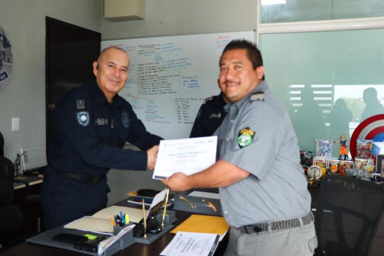 Playa del Carmen comparte experiencia policial, en materia de tránsito y vialidad, con Belice