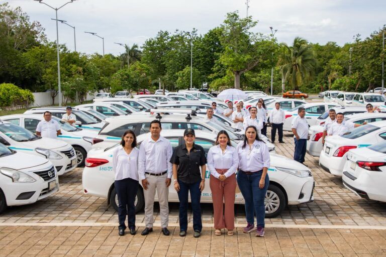 Gobierno de Estefanía Mercado fomenta taxistas de excelencia