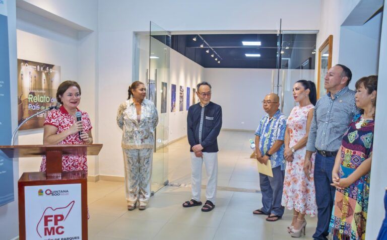 Inaugura la FPMC exposición “Relato del País de la Luz”, del artista japonés Kenji Endo